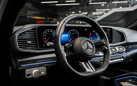 Mercedes-Benz GLS, 2025 год, 18 900 000 рублей, 12 фотография