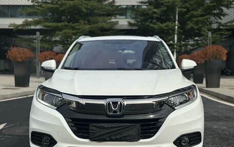 Honda Vezel, 2022 год, 1 645 000 рублей, 2 фотография