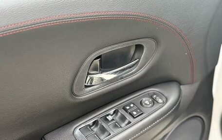 Honda Vezel, 2022 год, 1 645 000 рублей, 11 фотография