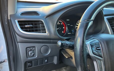 Mitsubishi L200 IV рестайлинг, 2021 год, 2 700 000 рублей, 20 фотография