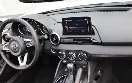 Mazda MX-5, 2023 год, 3 552 010 рублей, 11 фотография