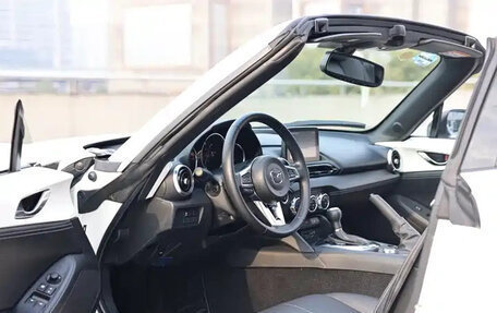 Mazda MX-5, 2023 год, 3 552 010 рублей, 14 фотография