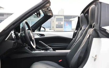 Mazda MX-5, 2023 год, 3 552 010 рублей, 12 фотография