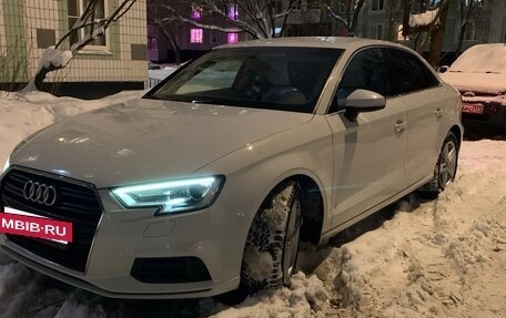 Audi A3, 2019 год, 2 550 000 рублей, 2 фотография