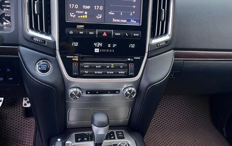 Toyota Land Cruiser 200, 2016 год, 4 500 000 рублей, 9 фотография