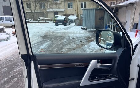 Toyota Land Cruiser 200, 2016 год, 4 500 000 рублей, 7 фотография