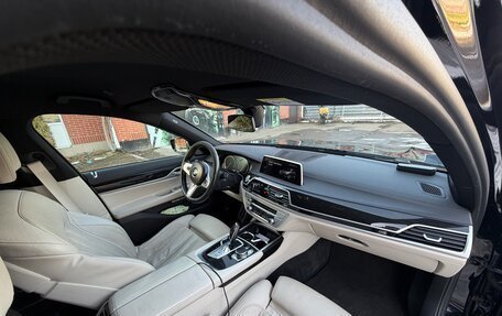 BMW 7 серия, 2017 год, 3 250 000 рублей, 10 фотография