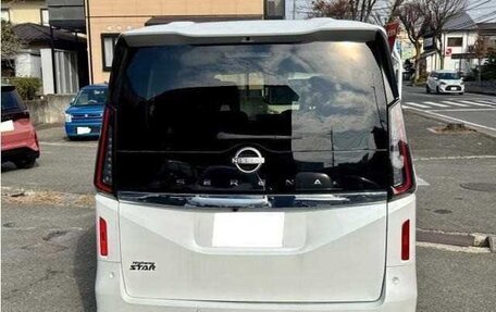 Nissan Serena, 2024 год, 1 400 000 рублей, 5 фотография