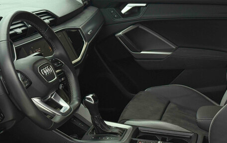 Audi Q3, 2023 год, 2 630 000 рублей, 13 фотография