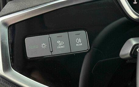 Audi Q3, 2023 год, 2 630 000 рублей, 21 фотография