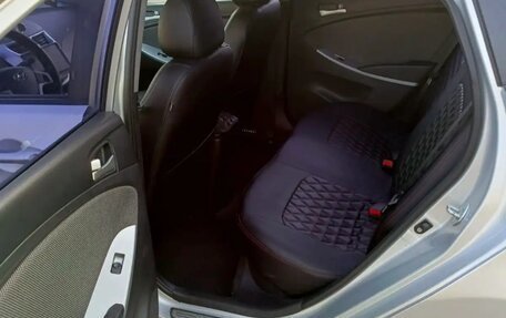 Hyundai Solaris II рестайлинг, 2012 год, 780 000 рублей, 8 фотография