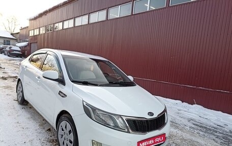 KIA Rio III рестайлинг, 2014 год, 810 000 рублей, 2 фотография