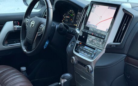 Toyota Land Cruiser 200, 2021 год, 8 900 000 рублей, 8 фотография