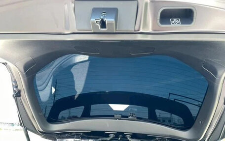 Toyota C-HR I рестайлинг, 2022 год, 1 900 000 рублей, 18 фотография