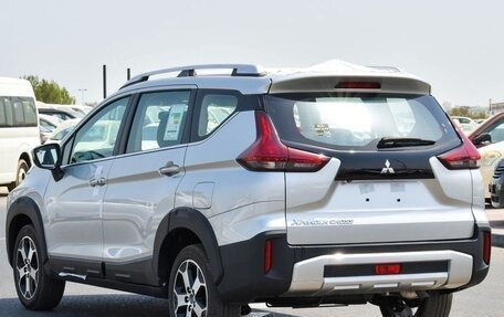 Mitsubishi Xpander, 2025 год, 2 880 000 рублей, 6 фотография