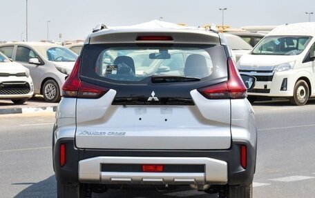 Mitsubishi Xpander, 2025 год, 2 880 000 рублей, 4 фотография