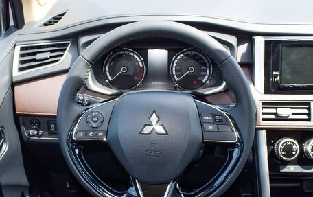 Mitsubishi Xpander, 2025 год, 2 880 000 рублей, 13 фотография