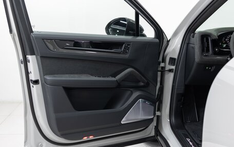 Porsche Cayenne III, 2025 год, 32 890 000 рублей, 8 фотография