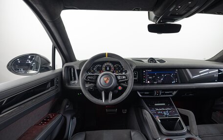 Porsche Cayenne III, 2025 год, 32 890 000 рублей, 13 фотография