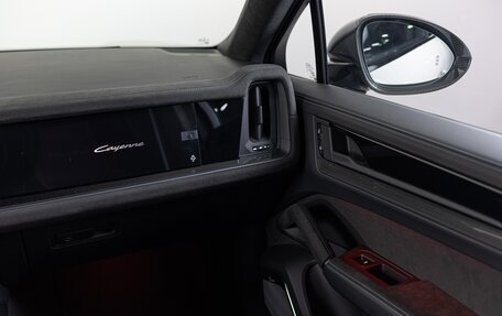 Porsche Cayenne III, 2025 год, 32 890 000 рублей, 20 фотография