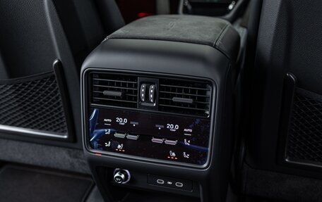 Porsche Cayenne III, 2025 год, 32 890 000 рублей, 29 фотография