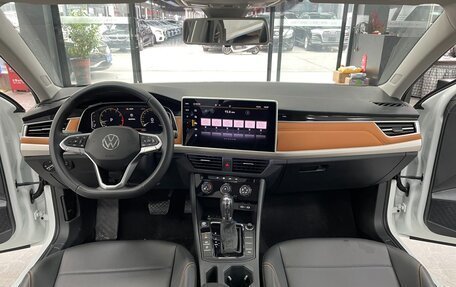 Volkswagen Bora, 2022 год, 1 550 000 рублей, 14 фотография