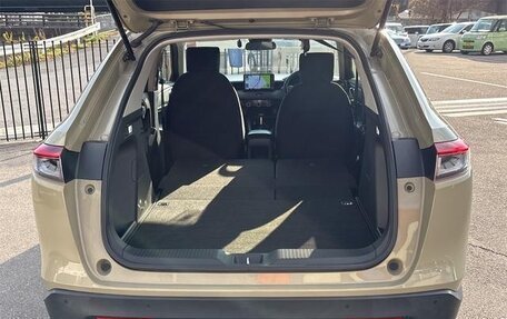 Honda Vezel, 2023 год, 1 717 000 рублей, 10 фотография
