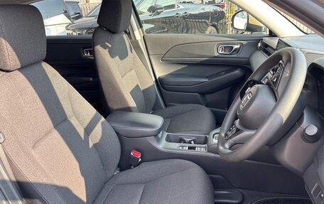 Honda Vezel, 2023 год, 1 717 000 рублей, 11 фотография