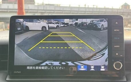 Honda Vezel, 2023 год, 1 717 000 рублей, 15 фотография