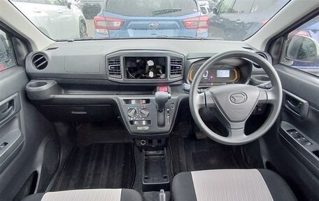Daihatsu Mira e:S II, 2021 год, 455 000 рублей, 6 фотография