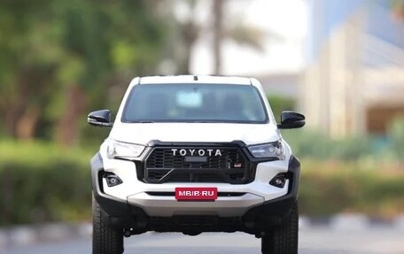 Toyota Hilux VIII, 2025 год, 6 720 999 рублей, 2 фотография