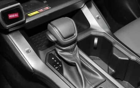 Toyota RAV4, 2025 год, 4 600 000 рублей, 10 фотография