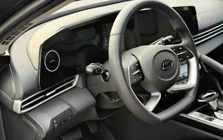 Hyundai Elantra, 2024 год, 1 535 003 рублей, 10 фотография