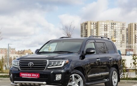 Toyota Land Cruiser 200, 2015 год, 5 800 000 рублей, 2 фотография