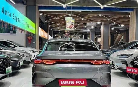 BYD Qin, 2025 год, 1 700 000 рублей, 4 фотография
