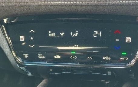 Honda Vezel, 2017 год, 1 400 000 рублей, 22 фотография