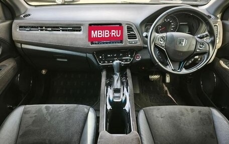 Honda Vezel, 2017 год, 1 400 000 рублей, 16 фотография
