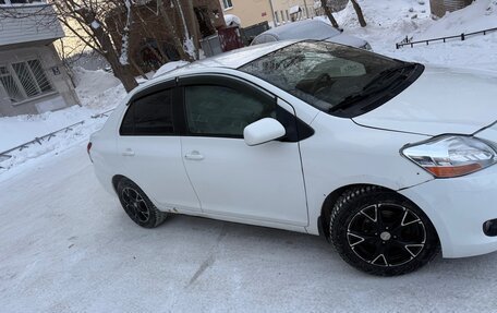 Toyota Yaris III рестайлинг, 2008 год, 550 000 рублей, 4 фотография