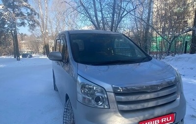 Toyota Noah III, 2010 год, 1 260 000 рублей, 1 фотография