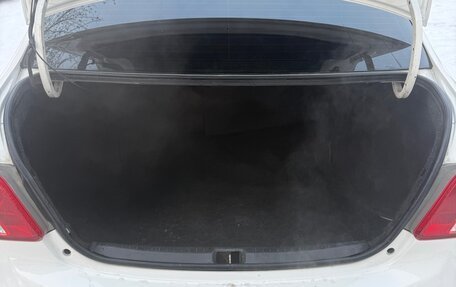 Toyota Yaris III рестайлинг, 2008 год, 550 000 рублей, 12 фотография