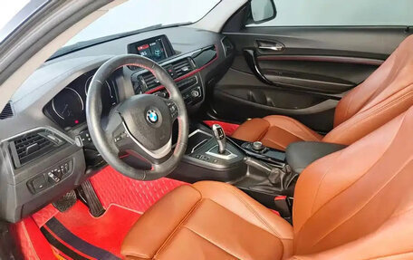 BMW 2 серия F22, 2018 год, 1 100 000 рублей, 8 фотография