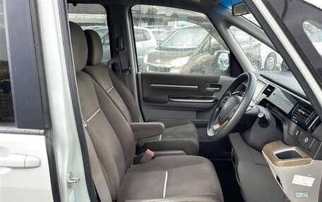 Honda Stepwgn IV, 2016 год, 1 100 000 рублей, 6 фотография