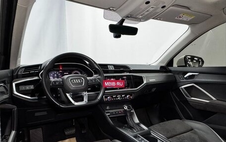 Audi Q3, 2022 год, 2 524 000 рублей, 12 фотография