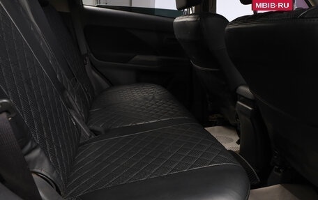 Mitsubishi Outlander III рестайлинг 3, 2013 год, 1 499 000 рублей, 19 фотография