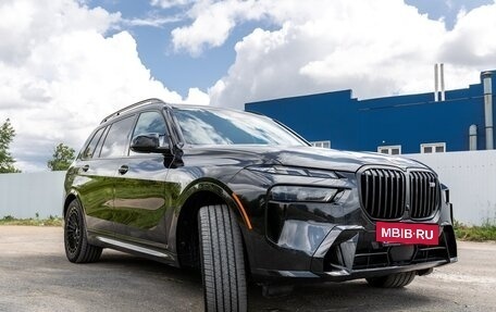 BMW X7, 2022 год, 13 299 999 рублей, 8 фотография