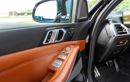 BMW X7, 2022 год, 13 299 999 рублей, 26 фотография