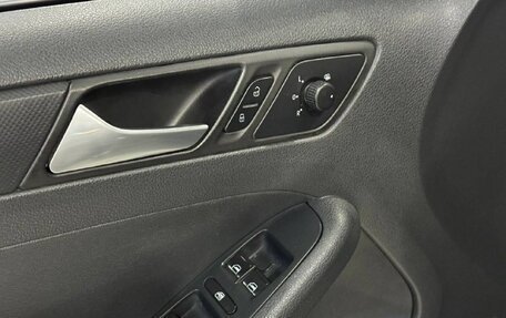 Volkswagen Jetta VI, 2013 год, 750 000 рублей, 11 фотография