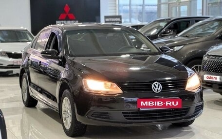 Volkswagen Jetta VI, 2013 год, 750 000 рублей, 3 фотография