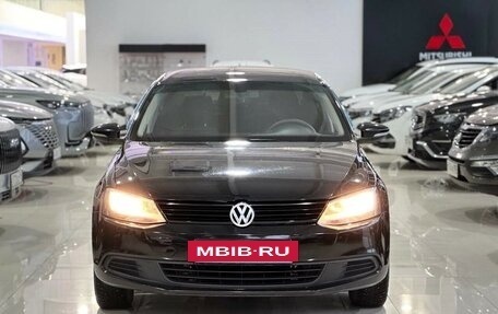 Volkswagen Jetta VI, 2013 год, 750 000 рублей, 2 фотография