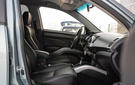 Mitsubishi Outlander III рестайлинг 3, 2006 год, 1 050 000 рублей, 18 фотография